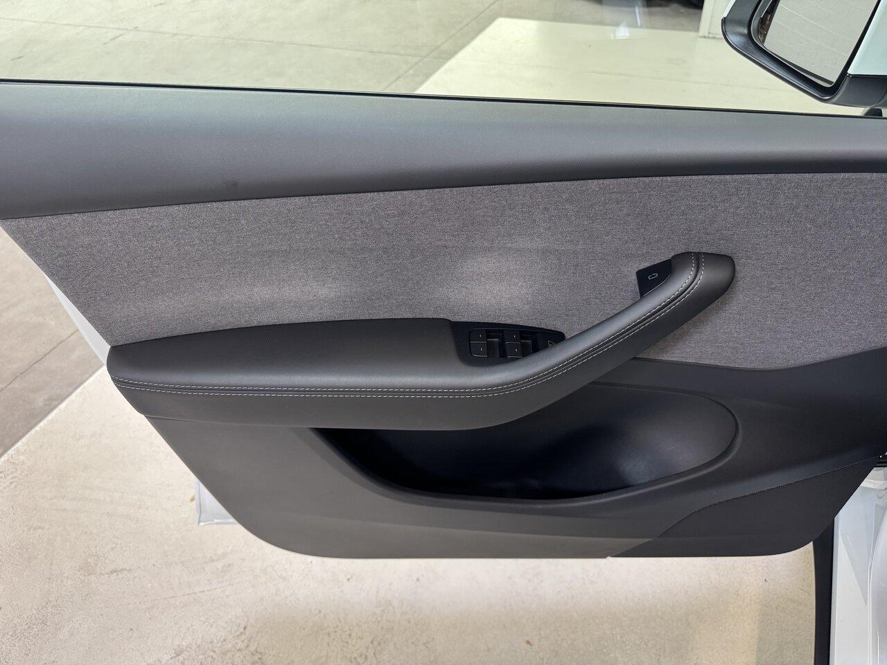 Tesla Model Y Standard Range 450 Km Range! Topstaat, миниатюра 19