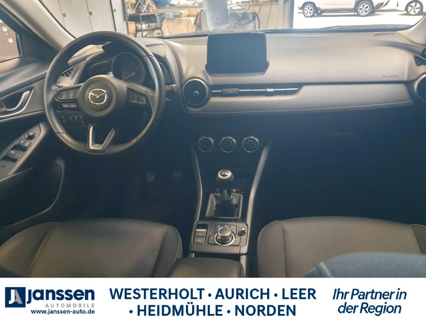 Fahrzeugabbildung Mazda CX-3 SKYACTIV-G Center-Line