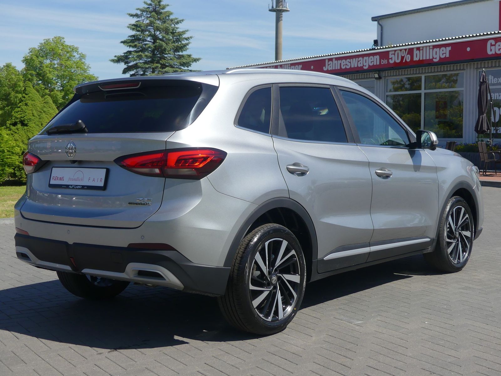 MG ZS