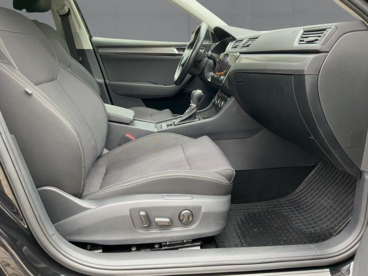 Skoda Superb - Bild 12