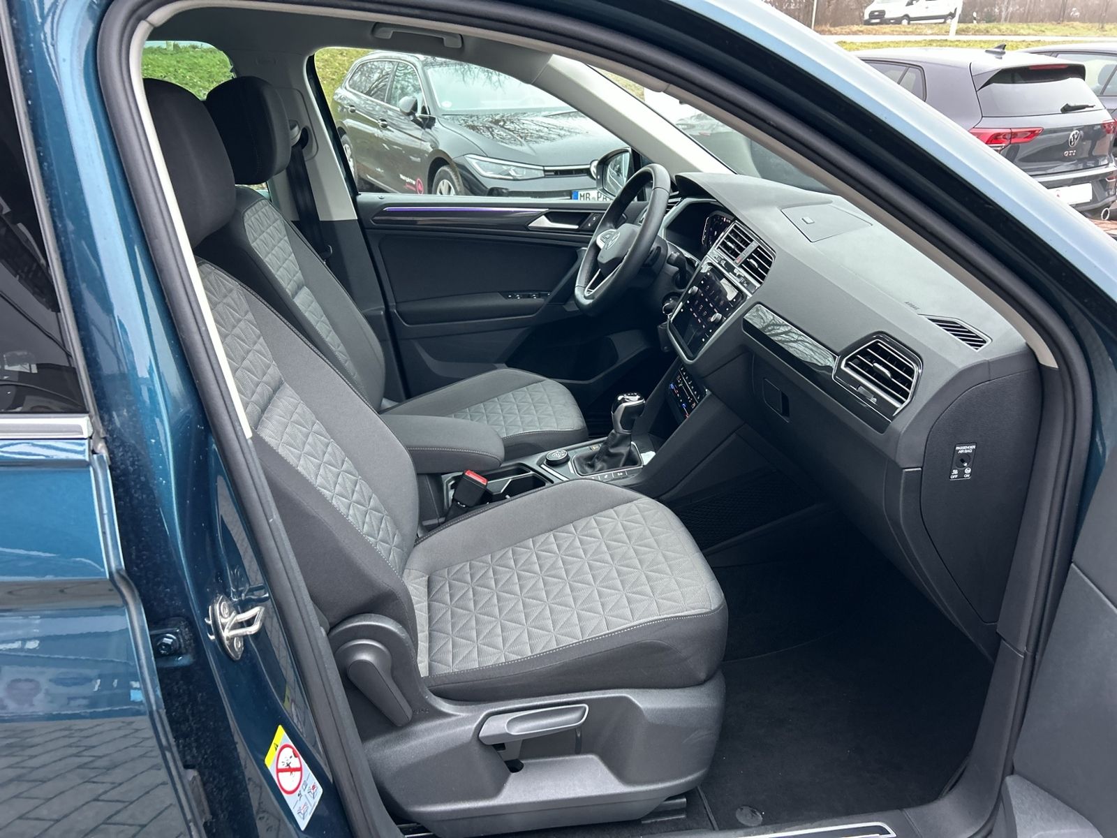 Tiguan Life 2,0 l TDI 4MOTION, AHK, IQ Light, Bu