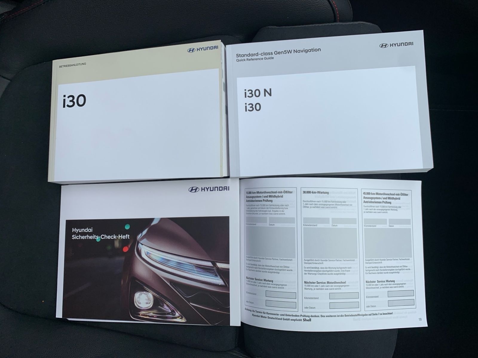 Fahrzeugabbildung Hyundai i30 1.5 T-GDI N Line Kombi Pano Allwetter