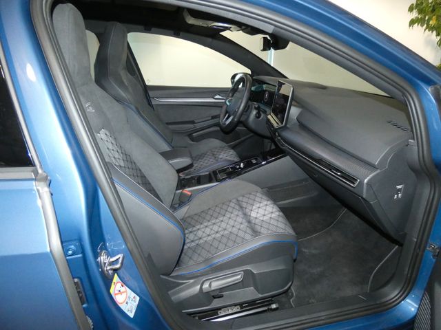 Golf 1.5 eTSI R-Line AHK PANO ACC IQ.LIGHT