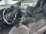 Mercedes-Benz GLS 63 - blaue Mercedes-Benz GLS 63