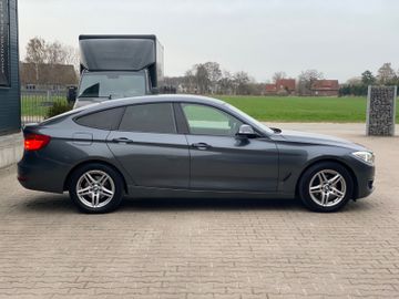 BMW 318 - 4