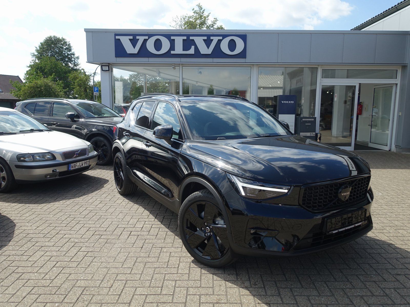 Volvo XC40 Black Edition B4 Benzin Ultra/AHK/Frontshz. imagem 3