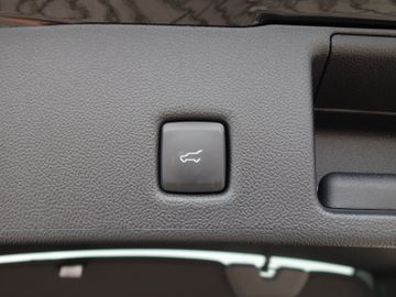 Bild 26 Ford Kuga 1.5 EB ST-Line X,NAVI,SHZ v+h