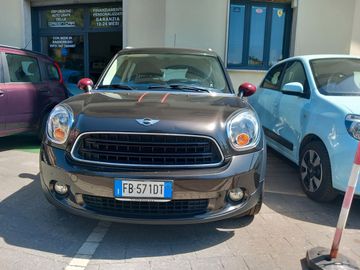 MINI Countryman D (Cooper) - 2