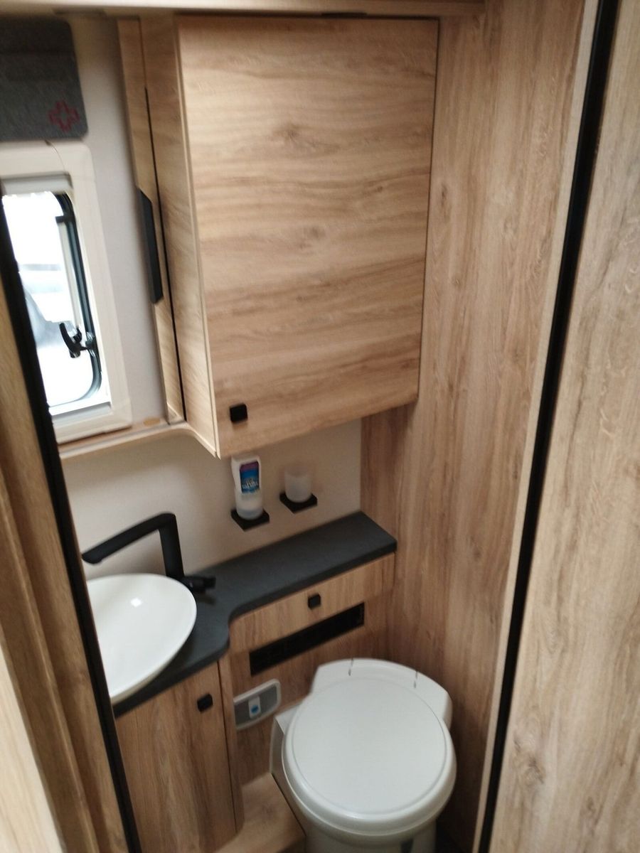 Fahrzeugabbildung Eura Mobil Integra Line IL 720 QF MondialMarkise8-Gang Aut.