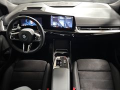 Fahrzeugabbildung BMW 218i Active Tourer M Sport -- AHK/ ACC/ HeadUp