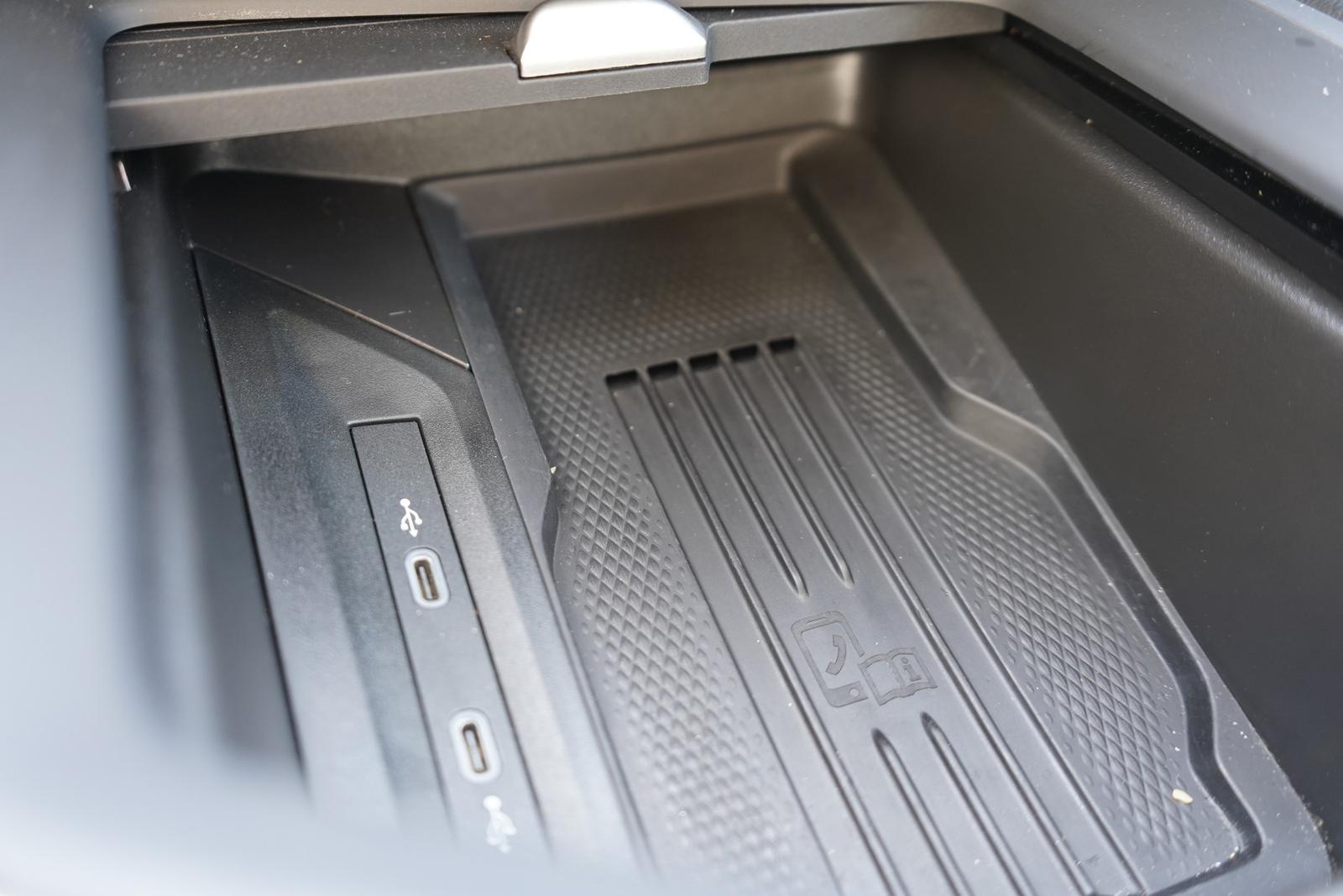 Volkswagen Passat 1.5 eTSI DSG LED Virtual Cockpit, миниатюра 21