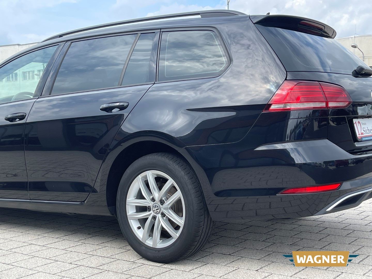 Fahrzeugabbildung Volkswagen Golf VII Variant Comfortline BMT Start-Stop