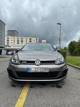 Volkswagen Golf 7 GTD | 19 Zoll | Große Navi | Sport ... - Volkswagen Golf: Gross