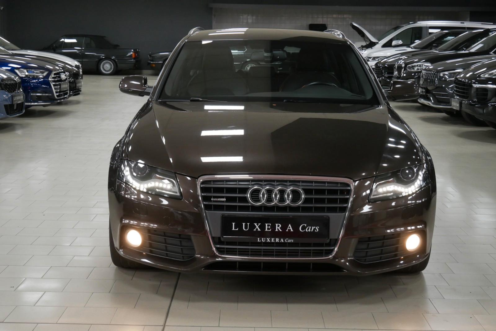 Audi A4 Avant S line Sportpaket / plus quattro