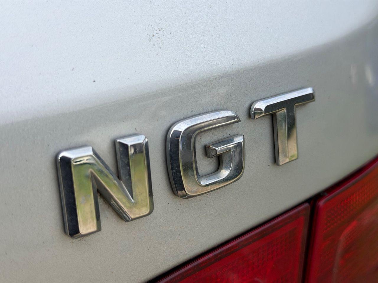 Mercedes-Benz B180 2010 — photo 9