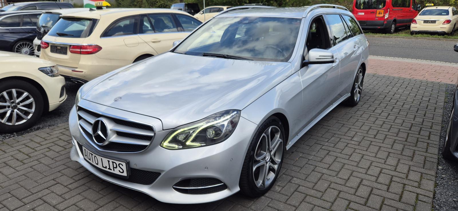 Mercedes-Benz E 220 T-Modell - Avantgarde - Standheizung - PDC