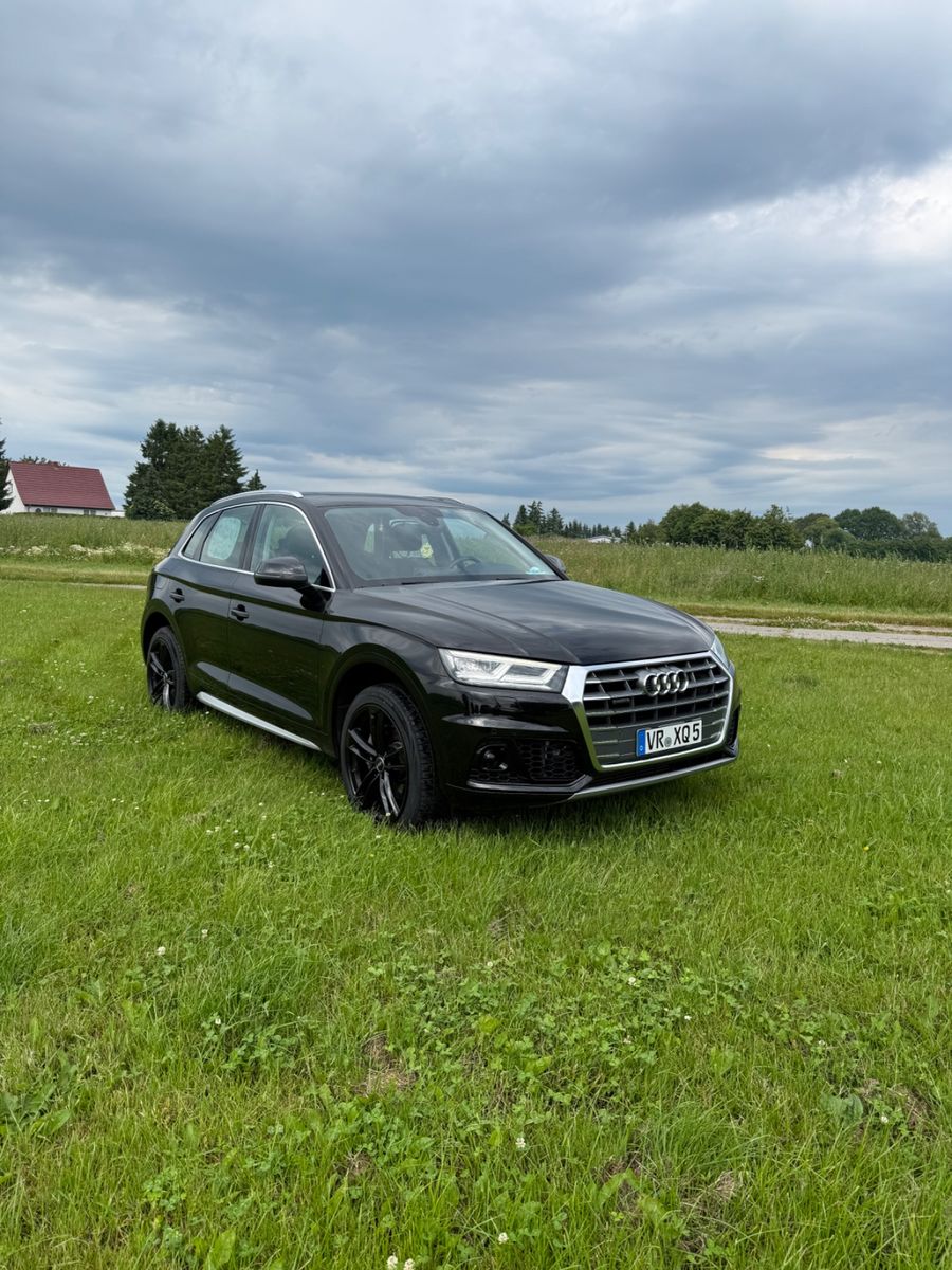 AUDI Q5 2.0 TFSI S tronic Quattro|Pano|Matrix LED|AHK