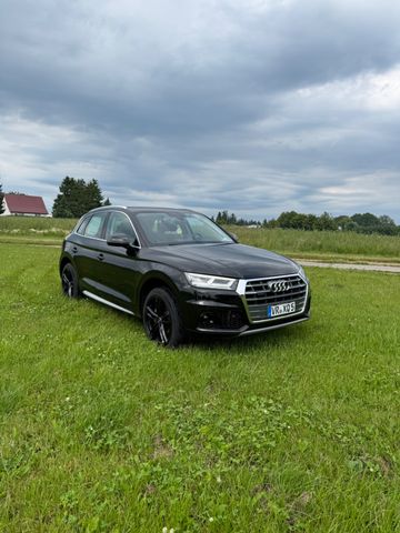 AUDI Q5 2.0 TFSI S tronic Quattro|Pano|Matrix LED|AHK