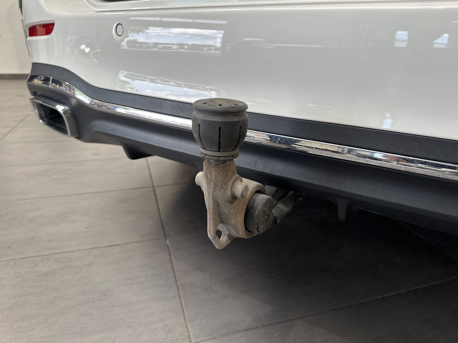 Fahrzeugabbildung Mercedes-Benz C 220d T AMG-Line NAV+LED+AHK+19ZOLL+STANDHEIZUN