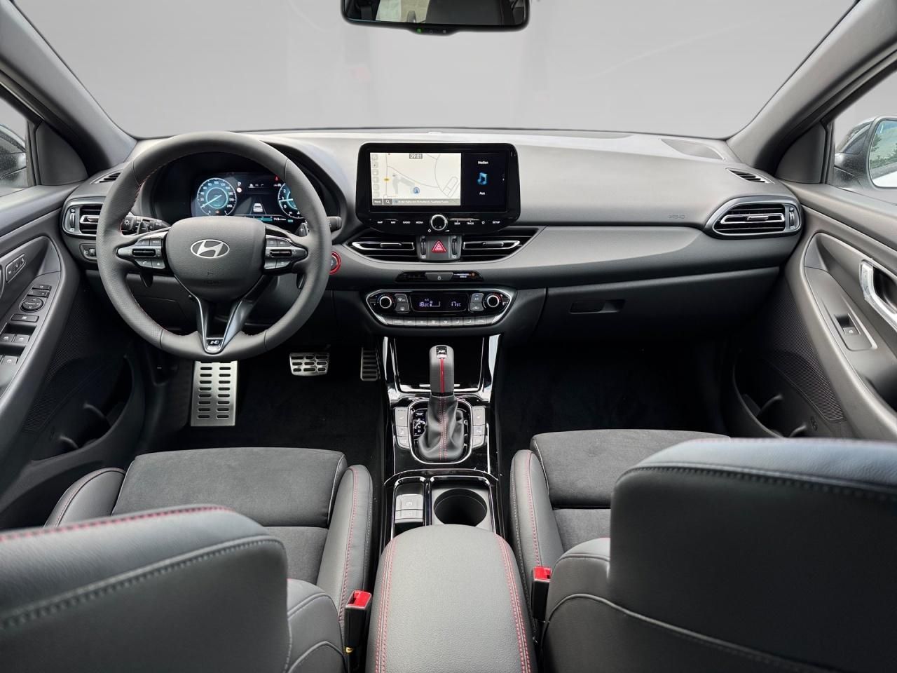 Fahrzeugabbildung Hyundai i30 N-LINE LED*SHZ*Panorama*Leder*Carplay