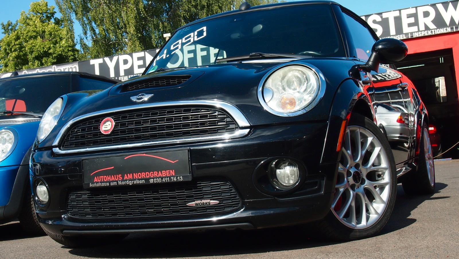 MINI JOHN COOPER WORKS CABRIO JCW NAVI PARKHILFE