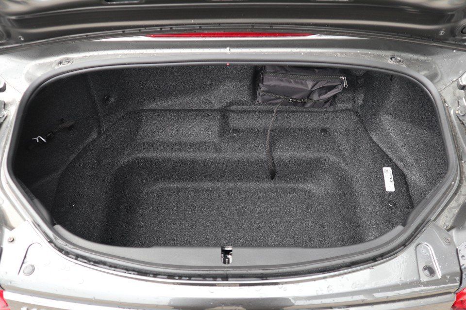 Fahrzeugabbildung Mazda MX-5 Homura G-132 Recaro Bilstein Brembo Matrix