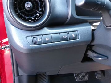 Toyota C-HR - 11