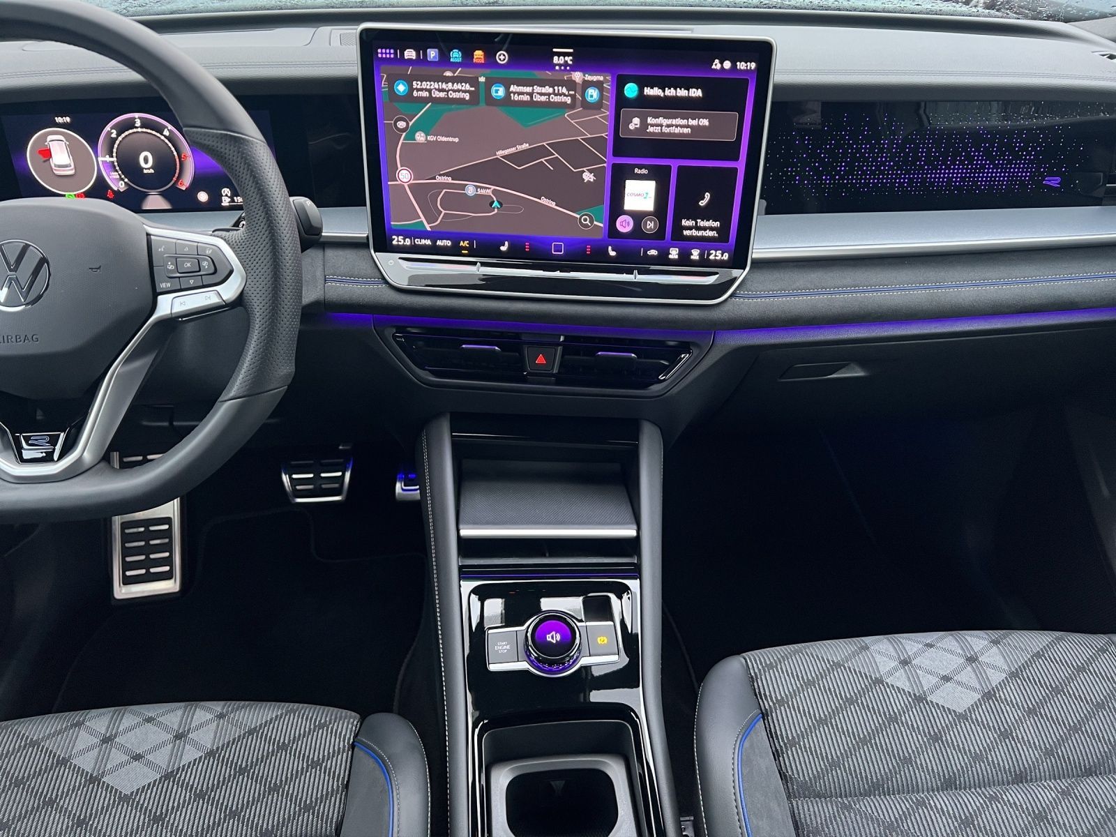 Tayron R-Line 2.0 TDI 4M DSG LED*Pano*AHK