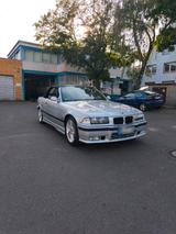 BMW E36 328i Cabrio - BMW aus 1996: E36