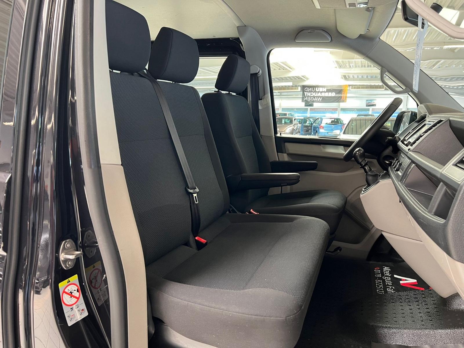Volkswagen T6 Transporter 2,0 TDI 6xSitzer/Navi/Klima/AHK
