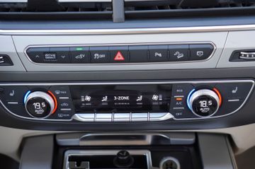 Audi Q7 - 12