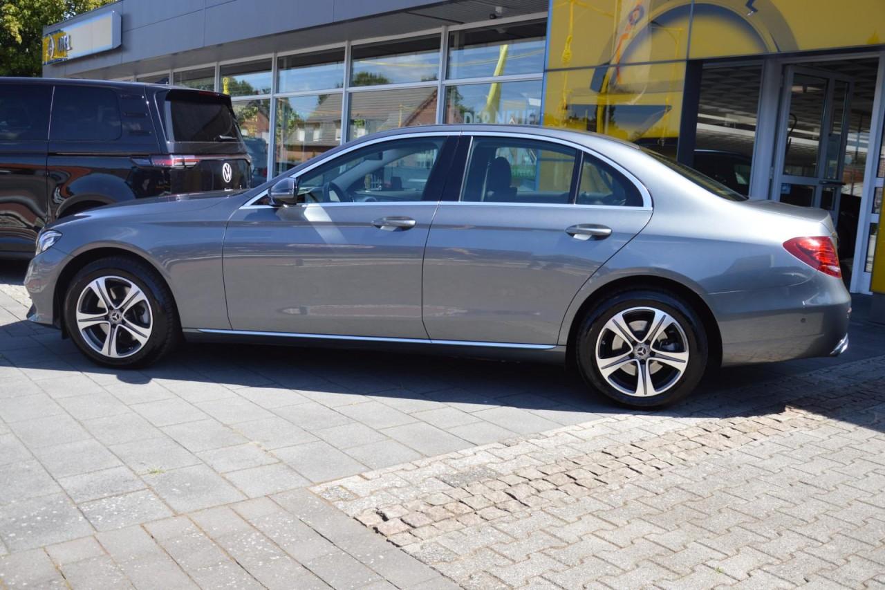 Mercedes-Benz E 200 4Matic/Avantgarde/AHK/LED High Perf./Kamer