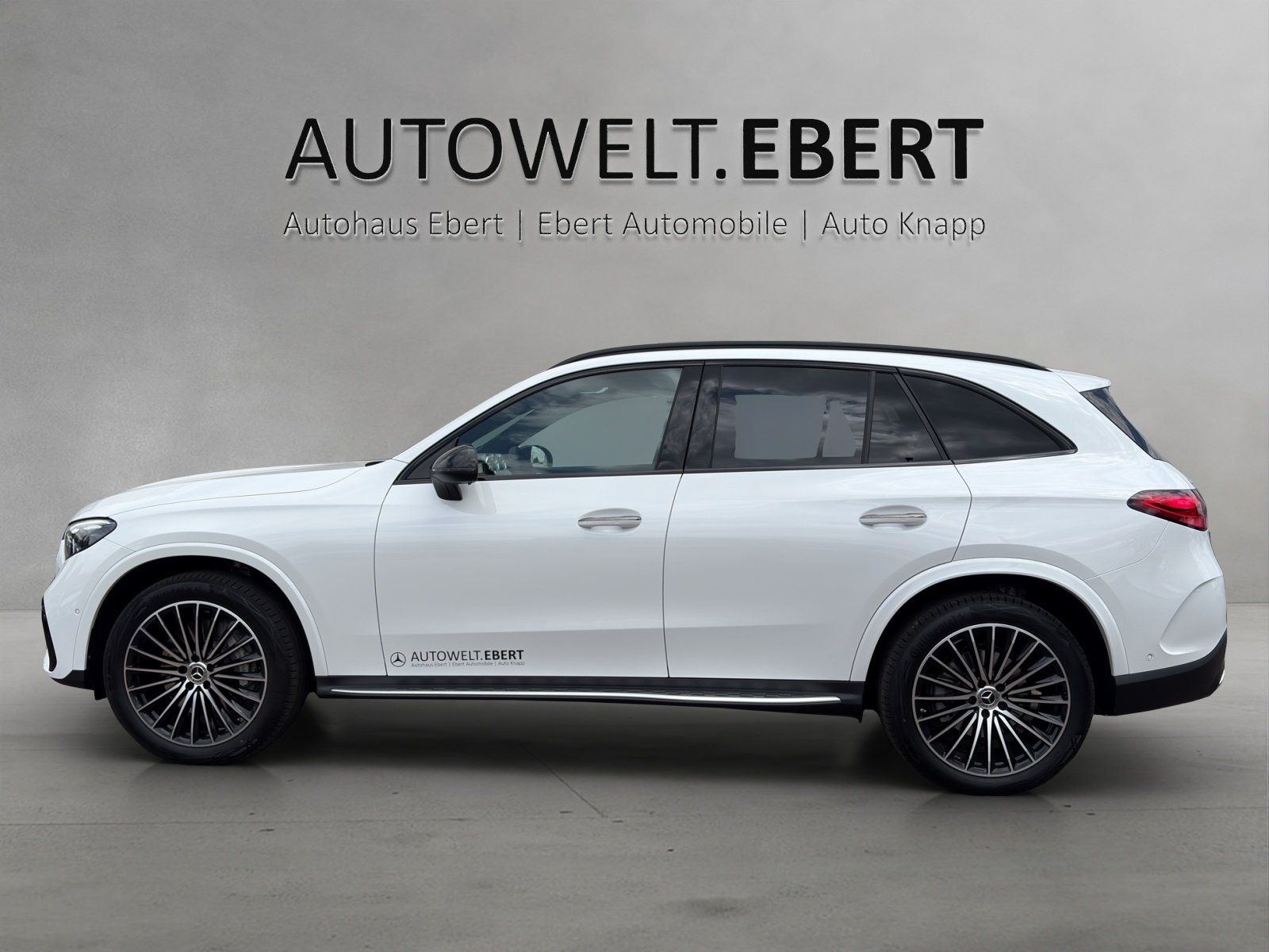 Fahrzeugabbildung Mercedes-Benz GLC 300 d 4M AMG Distr Burm DigiLight Pano AHK