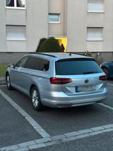 Volkswagen Passat highline Automatik - VW Passat Gebrauchtwagen in Mannheim