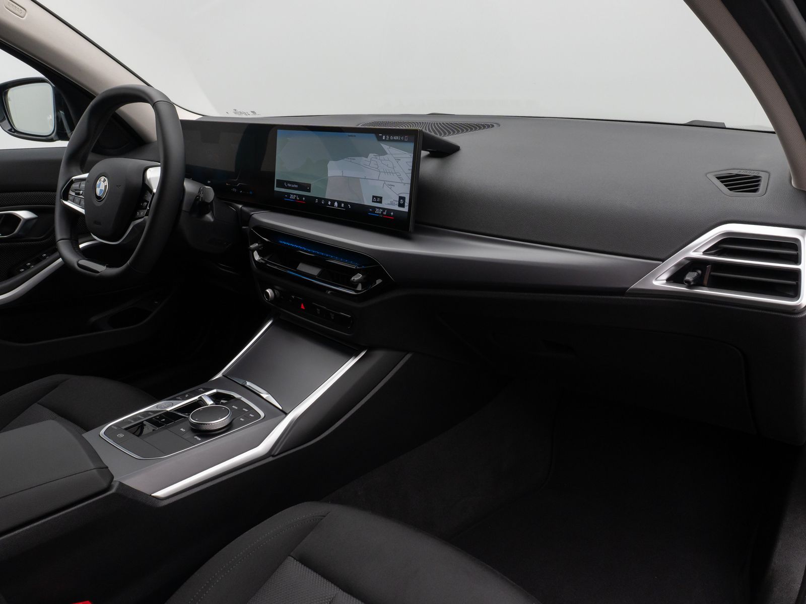 Fahrzeugabbildung BMW 318i Widscreen DAB Alarm Kamera CockpitPlus