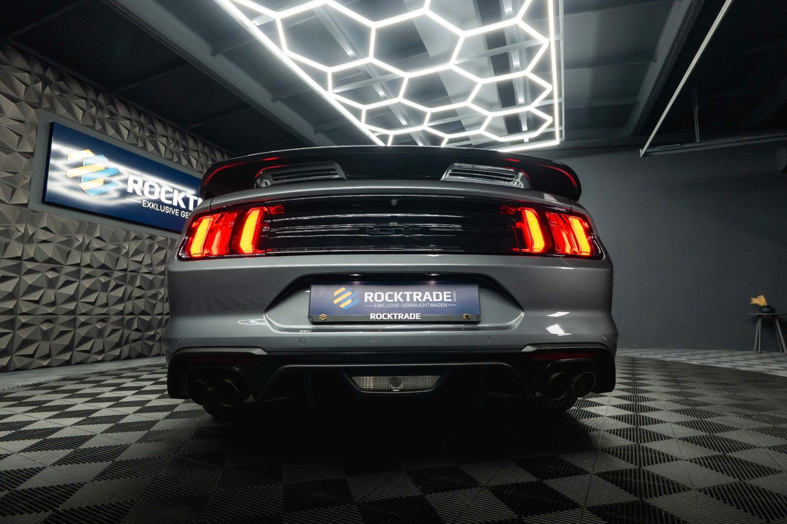 Fahrzeugabbildung Ford Mustang Shelby GT 500 5.0 V8 Performance *LED*