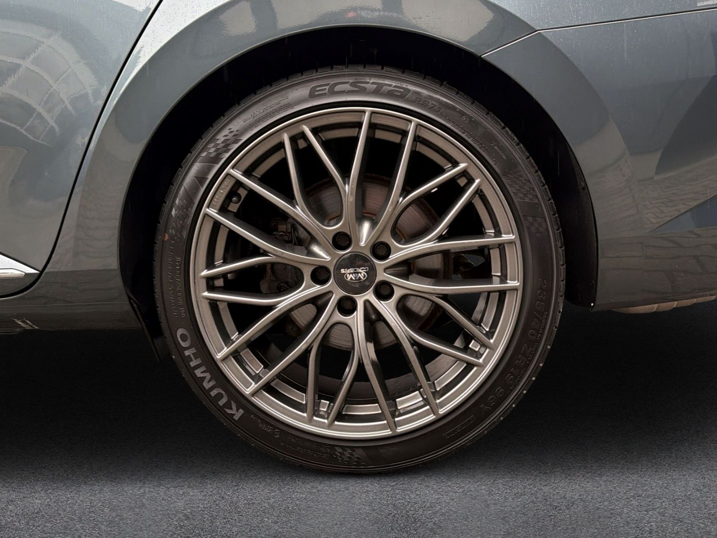 Superb 2.0 TSI DSG Combi L&K *PANO*NAVI*ACC*