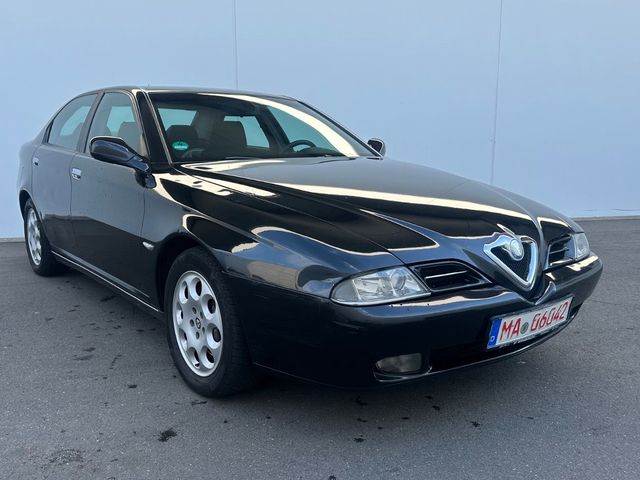 Alfa Romeo Alfa 166 3.0 V6 24V Sportronic Distinctive