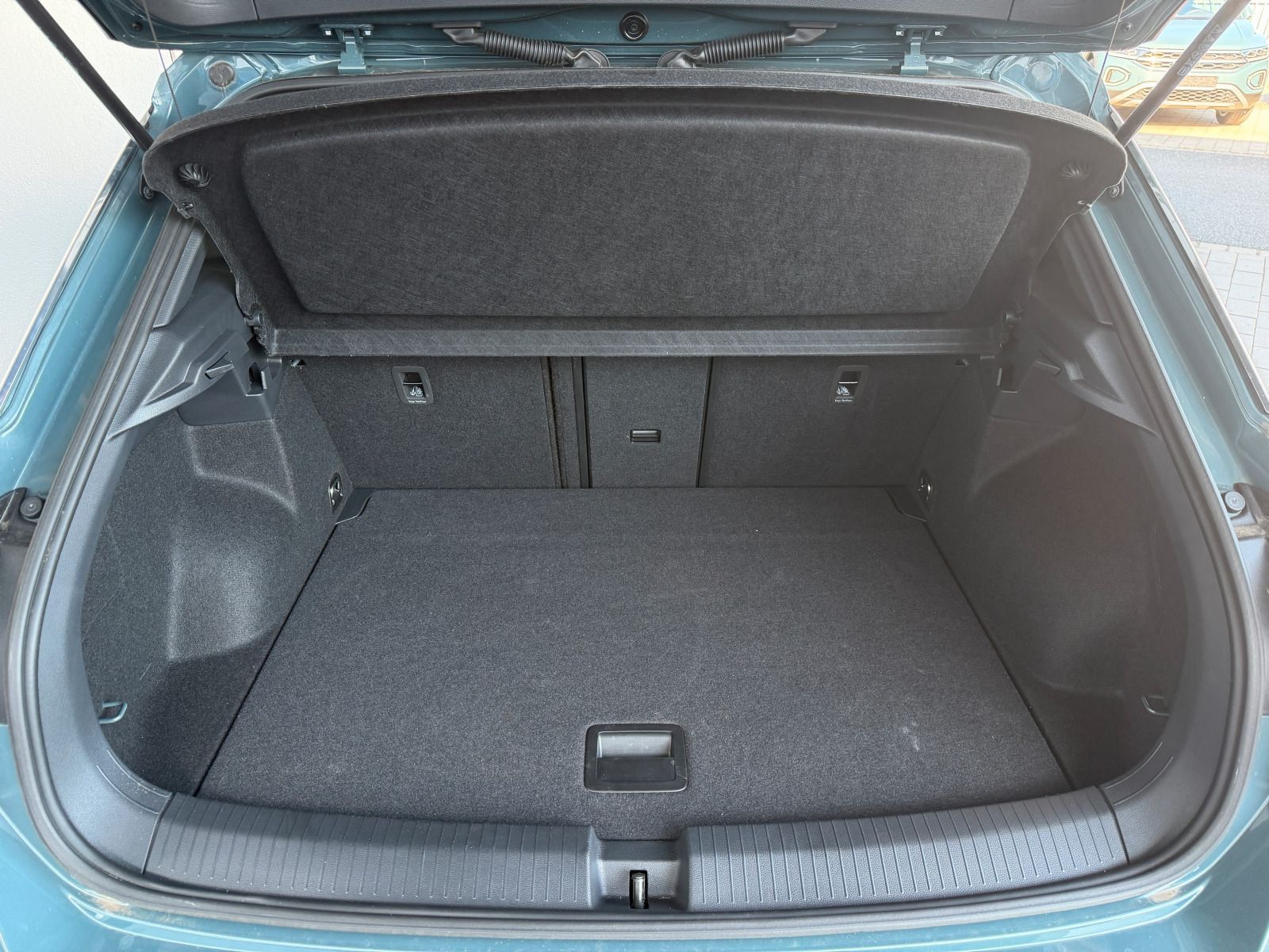 Volkswagen T-Roc - Bild 13