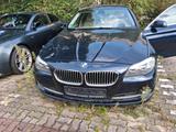 BMW Bmw 528i. 3.0 L  F10 - BMW 528: 528i F10