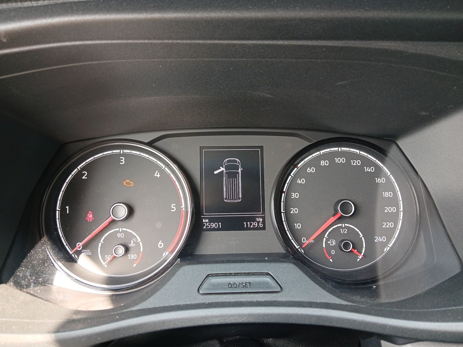 Fahrzeugabbildung Volkswagen T6 Transporter T6.1 TDI Kasten LED AHK RFK KLIMA