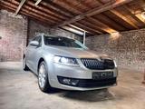 Skoda Octavia Octavia III Combi 1.4 TSI*1Hand*Scheckhe - Skoda Octavia: Ii Combi