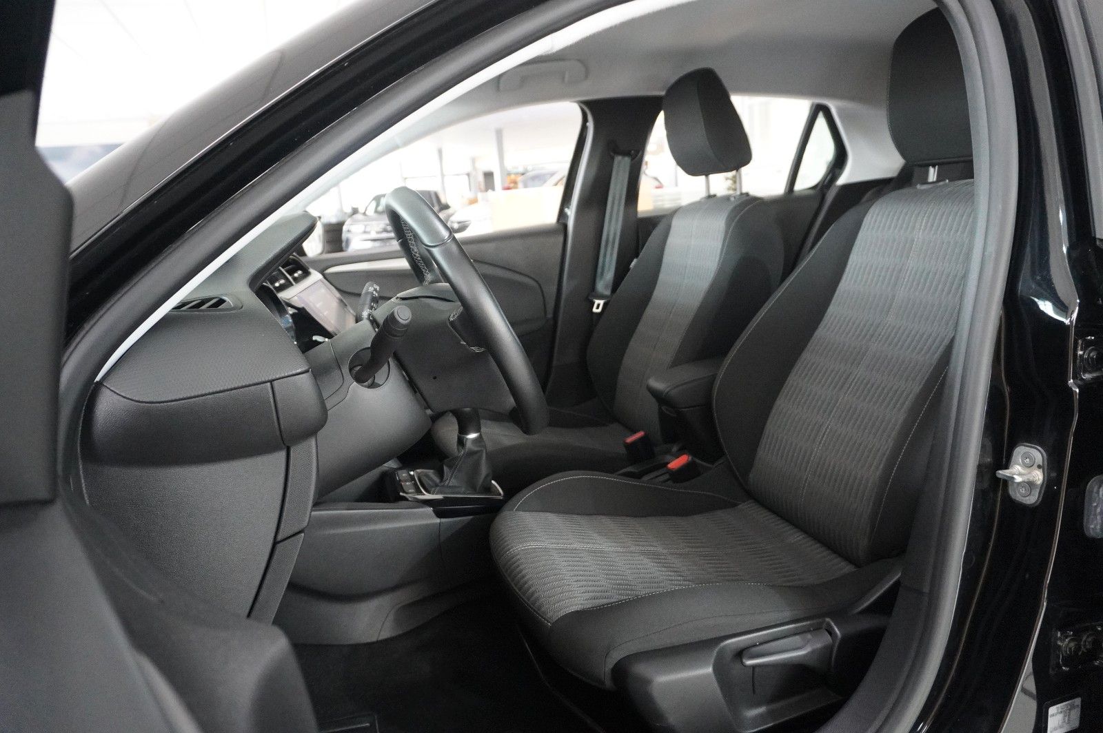 Fahrzeugabbildung Opel Corsa F 1.2 EDITION NAVI/KAMERA/SPORT/LHZ/DAB+