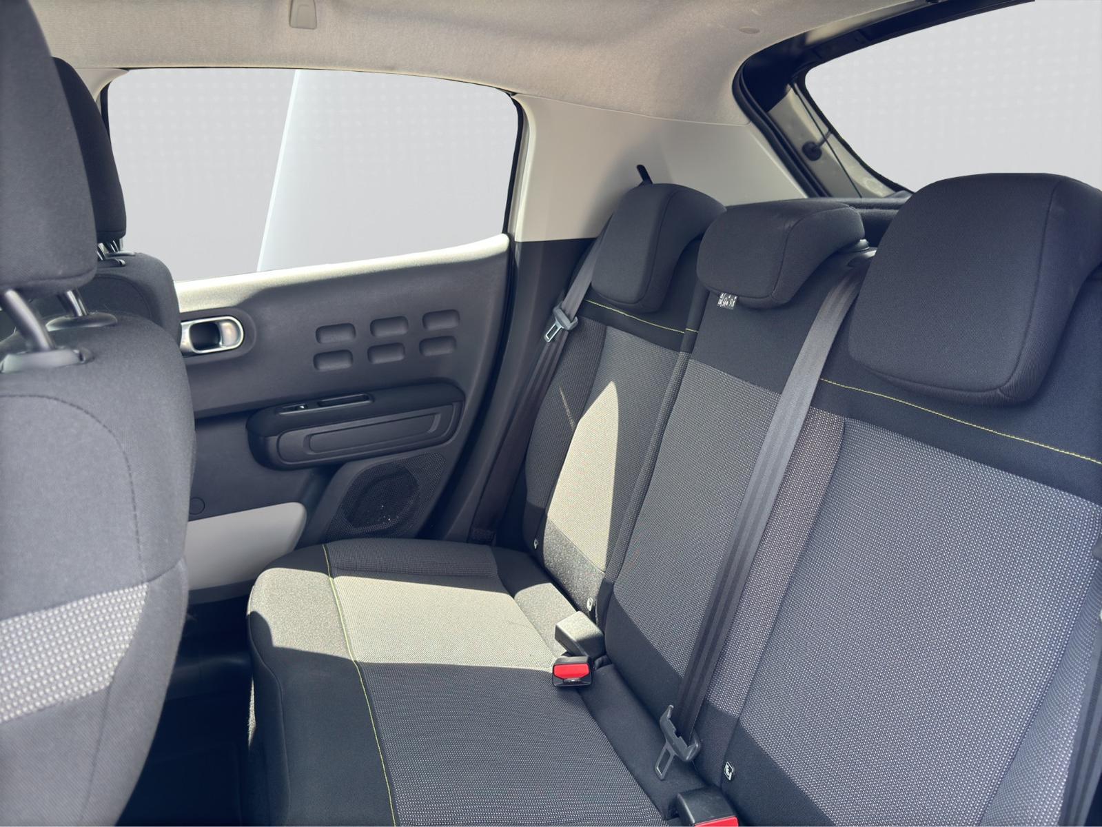 Citroën C3 PureTech 1.2 110 Shine wenig KM, BiColor