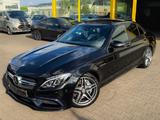 Mercedes-Benz C 63 AMG/PANO/DISTR/BURMESTER/360°/NIGHTPAKET/ - Mercedes-Benz C 63 AMG: Limousine