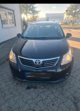 Toyota Avensis 2010 .    Benzinmotor  1.8 ... - gebrauchte Toyota Avensis aus dem Jahr 2010