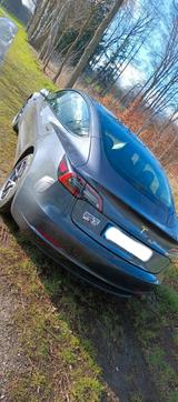 Tesla Model 3 Hinterradantrieb RWD RWD - Tesla Gebrauchtwagen in Bielefeld