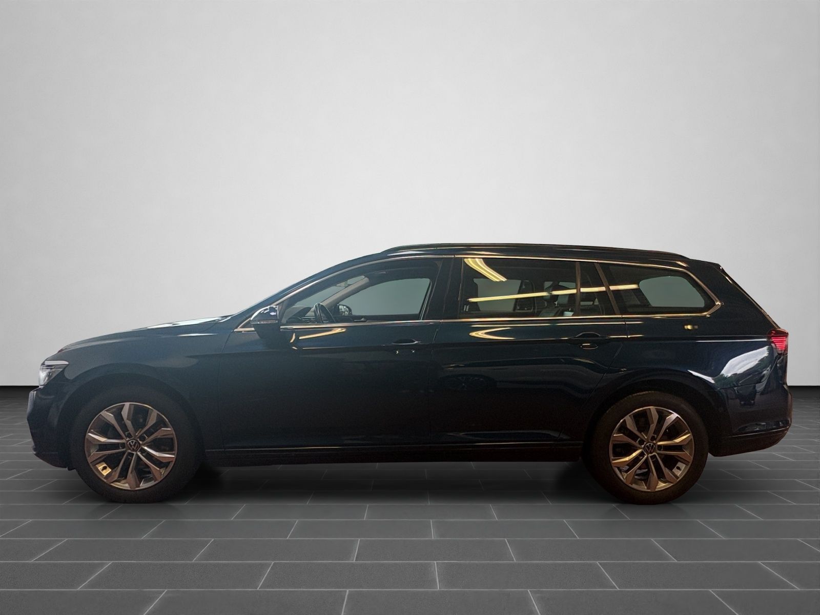 Volkswagen Passat Variant - Bild 8