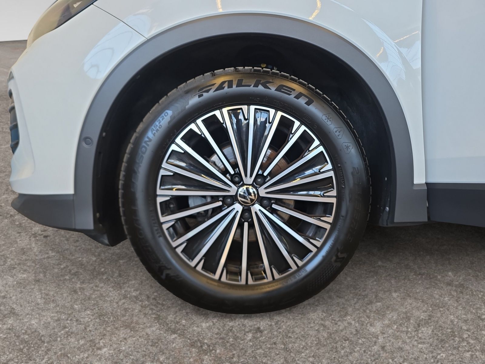 Volkswagen Tiguan - Bild 15