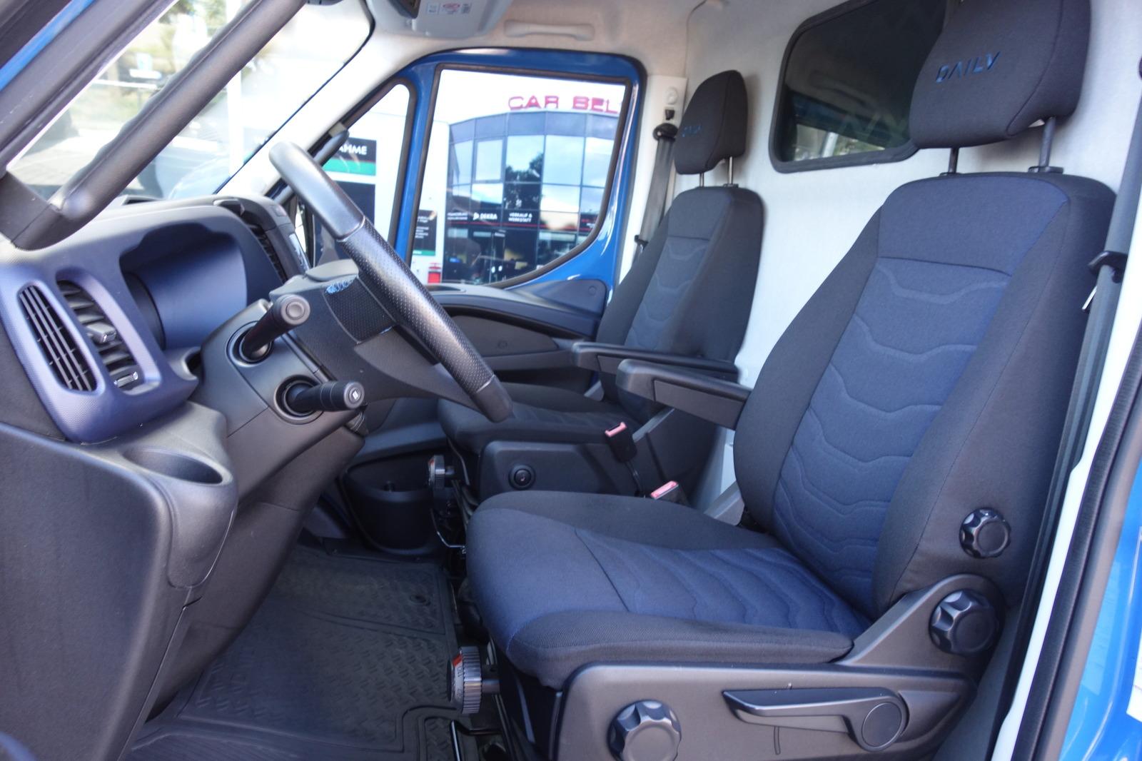 Iveco Daily 3.0 CNG L3H2 50 REGAL/STDHZG/AHK/SCHWINGSI
